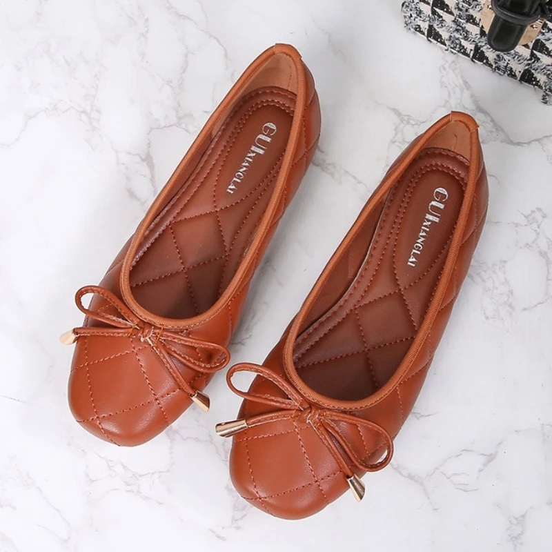 Women flats Low Heel Pumps Office Lady Leahter Shoes Fashion Bowknot Slip on Female
Women flats Low Heel Pumps Office Lady Leahter Shoes Fashion Bowknot Slip on Female