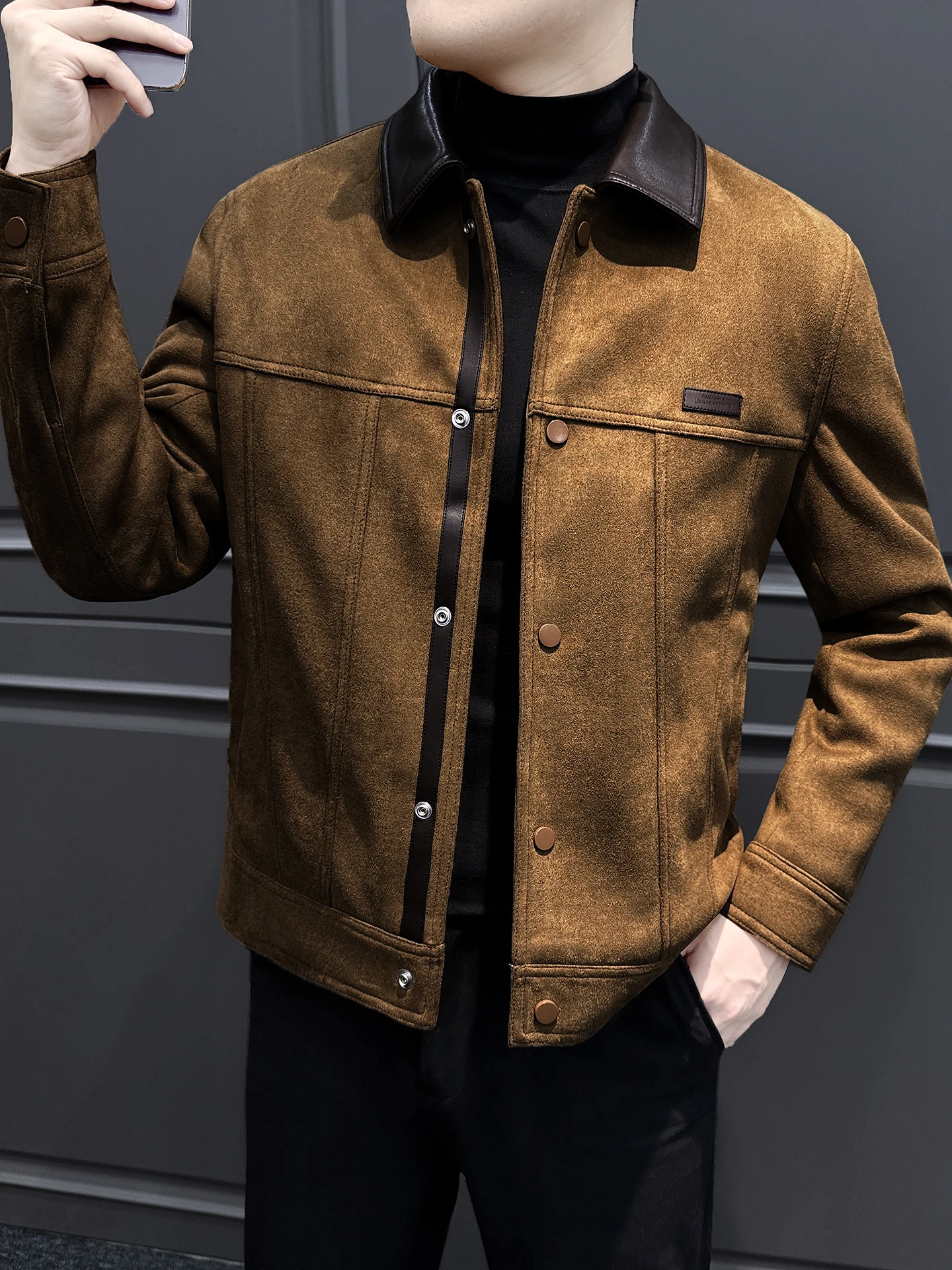 Мужская зимняя утепленная куртка-пуховик с кожаным воротником, рабочая одежда, верхняя одежда из полиэфирного волокна
Мужская зимняя утепленная куртка-пуховик с кожаным воротником, рабочая одежда, верхняя одежда из полиэфирного волокна