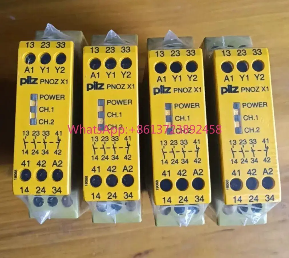 PILZ safety relay PNOZ X1,
PILZ safety relay PNOZ X1,
