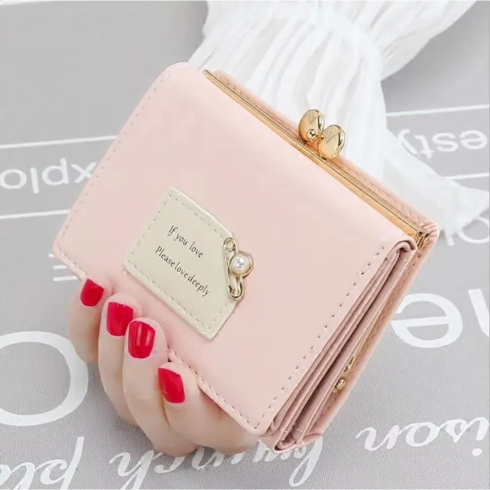 Women Wallets Female Short Design Fashion Three Fold Purse Simple Cute Student Clutch Card Holder Coin Purse
Women Wallets Female Short Design Fashion Three Fold Purse Simple Cute Student Clutch Card Holder Coin Purse
