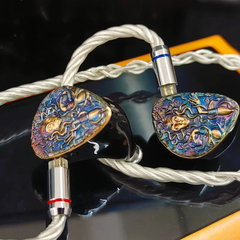 Geekyaudio Medusa 2DD+10BA+2BC Hybrid IEMs Relief Hifi Music Monitor Studio Audiophiles Musicians Bass Earphones 0.78mm
Geekyaudio Medusa 2DD+10BA+2BC Hybrid IEMs Relief Hifi Music Monitor Studio Audiophiles Musicians Bass Earphones 0.78mm