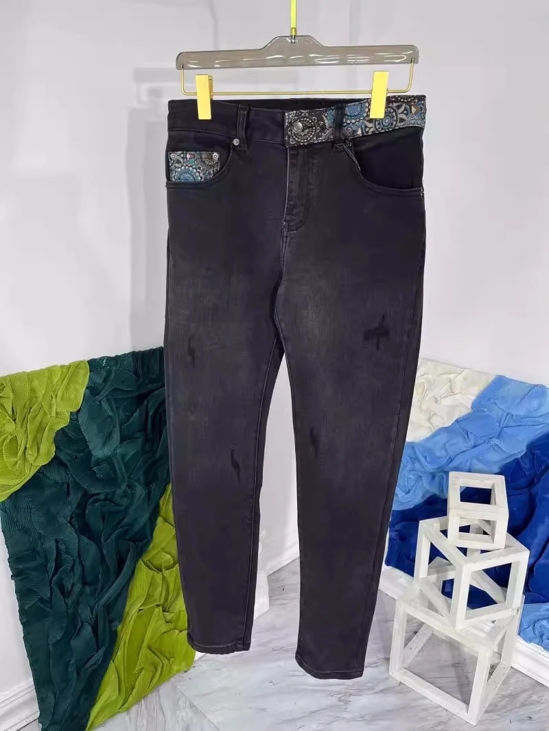 Europe Autumn Winter Hot Chic Men Brand New Designer High Quality Hole Jeans Fashion Casual Denim Pants C456
Europe Autumn Winter Hot Chic Men Brand New Designer High Quality Hole Jeans Fashion Casual Denim Pants C456