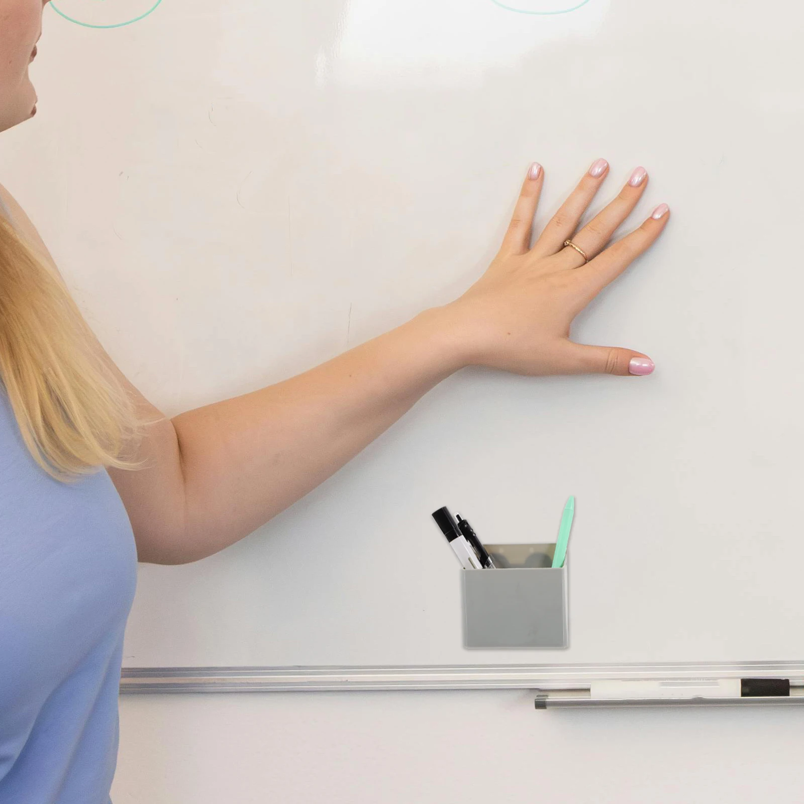 2Pcs ABS Suction Cup Pen Holder Desktop Whiteboard Marker Organizer Stationery Storage Box for Office Pen Holder for Whiteboard
2Pcs ABS Suction Cup Pen Holder Desktop Whiteboard Marker Organizer Stationery Storage Box for Office Pen Holder for Whiteboard