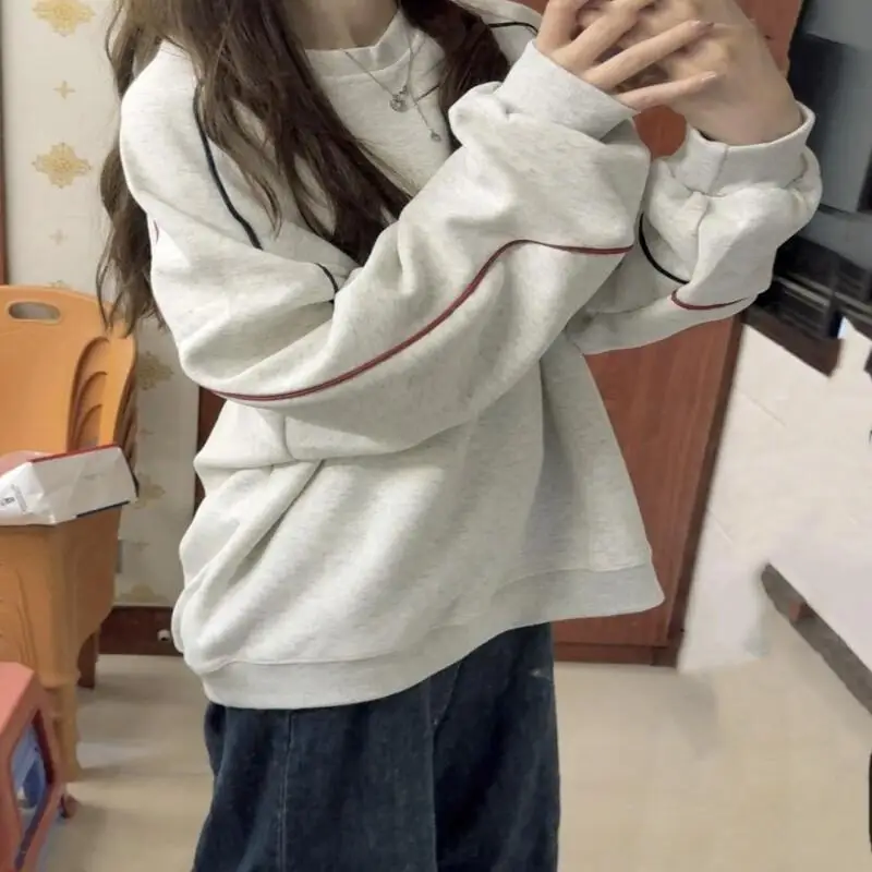 Свободные топы унисекс с круглым вырезом, повседневная мода, весенне-осенняя удобная универсальная двухцветная толстовка с капюшоном, новинка
Свободные топы унисекс с круглым вырезом, повседневная мода, весенне-осенняя удобная универсальная двухцветная толстовка с капюшоном, новинка