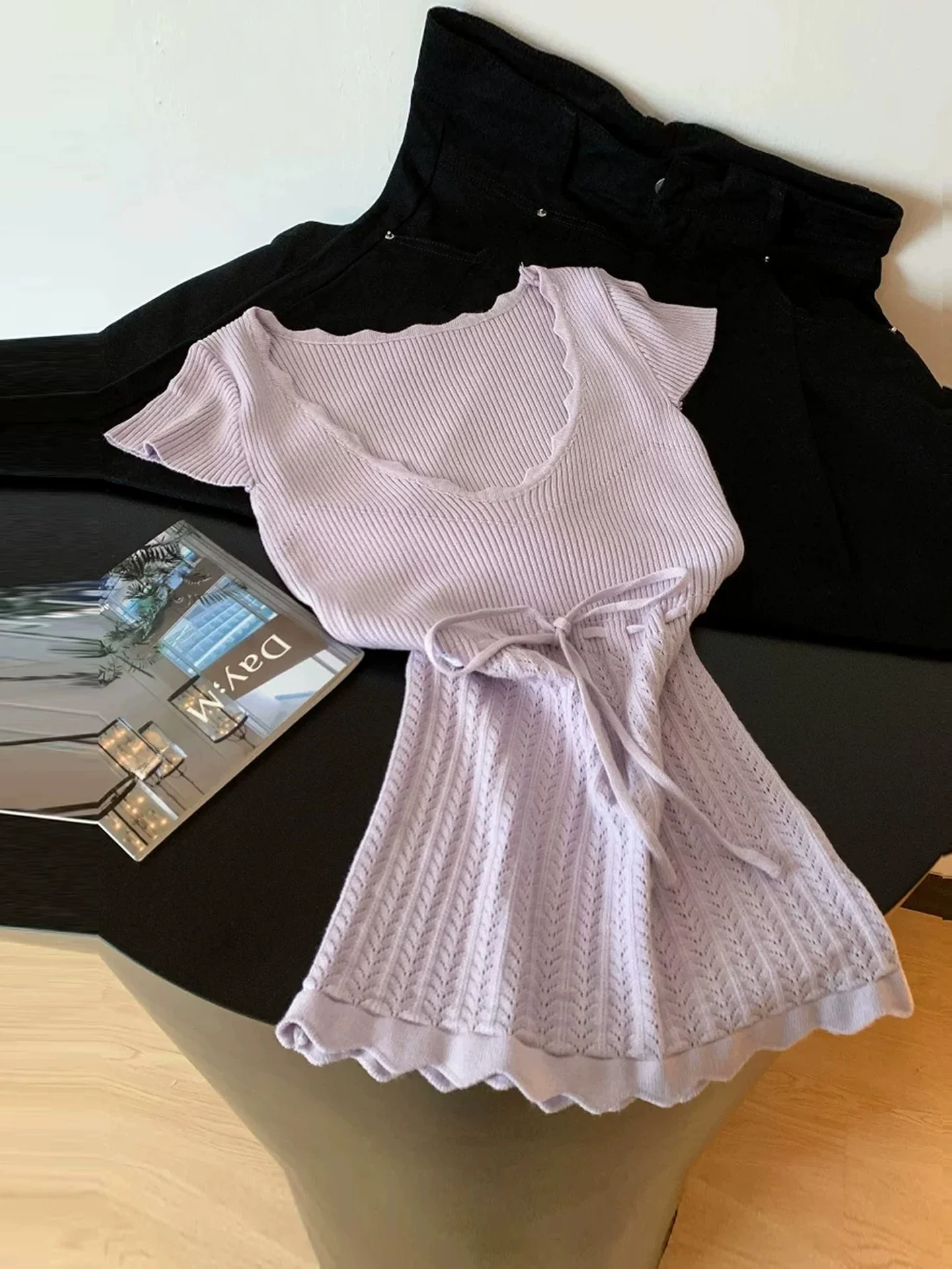 Korean Style Sweet Spicy Ice Silk Knitted Short Sleeve Drawstring Ruffle Hem Top Women's Summer New Arrival Short Shirt
Korean Style Sweet Spicy Ice Silk Knitted Short Sleeve Drawstring Ruffle Hem Top Women's Summer New Arrival Short Shirt