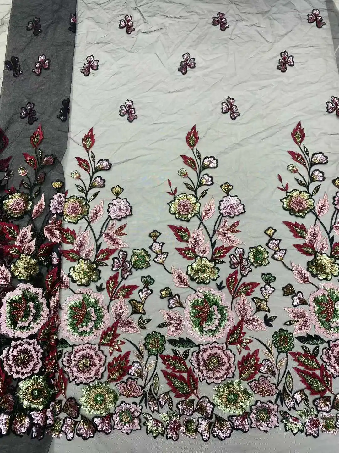 2026 Роскошная африканская кружевная ткань с блестками и бисером, высококачественная нигерийская тюлевая кружевная ткань для шитья свадебного платья, материал 5 лет
2026 Роскошная африканская кружевная ткань с блестками и бисером, высококачественная нигерийская тюлевая кружевная ткань для шитья свадебного платья, материал 5 лет