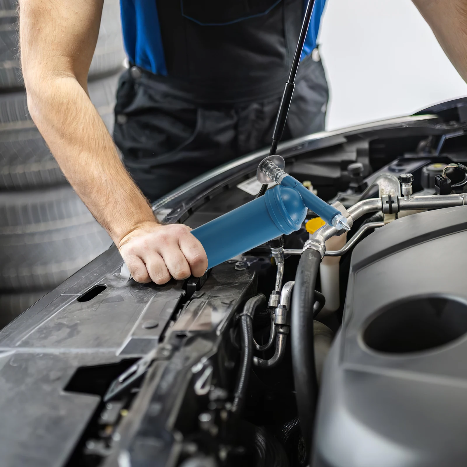 80Cc Mini Manual Gun Sky Blue Electroplated Silver Precision Nozzle Compact Portable Lubrication Tool For Excavators Cars
80Cc Mini Manual Gun Sky Blue Electroplated Silver Precision Nozzle Compact Portable Lubrication Tool For Excavators Cars