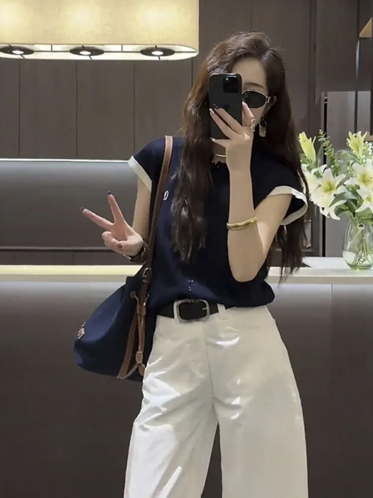 Summer Outfit Set Women's 2026 New Color Block Knitted Top Short Sleeve T-Shirt Wide Leg Casual Pants Two Piece Set Fashionable
Summer Outfit Set Women's 2026 New Color Block Knitted Top Short Sleeve T-Shirt Wide Leg Casual Pants Two Piece Set Fashionable