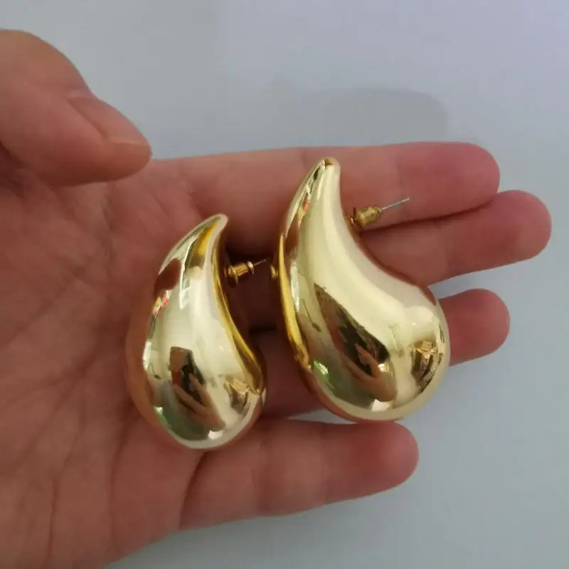 Huge Size 5CM Water Drop Earring for Women Brass Chunky Hollow Smooth Exaggerated Thick Large Jewelry 2023 New Design
Huge Size 5CM Water Drop Earring for Women Brass Chunky Hollow Smooth Exaggerated Thick Large Jewelry 2023 New Design