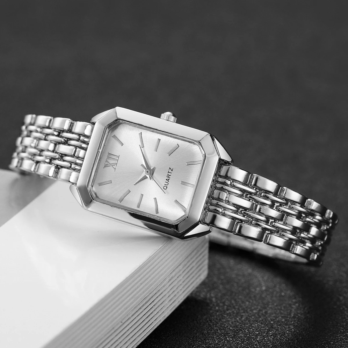 6PCS Fashion Women Quartz Watches Bracelets Set Ladies Rectangle Roma Dial Wristwatch Reloj Mujer(Without Box) 6PCS Fashion Women Quartz Watches Bracelets Set Ladies Rectangle Roma Dial Wristwatch Reloj Mujer(Without Box)