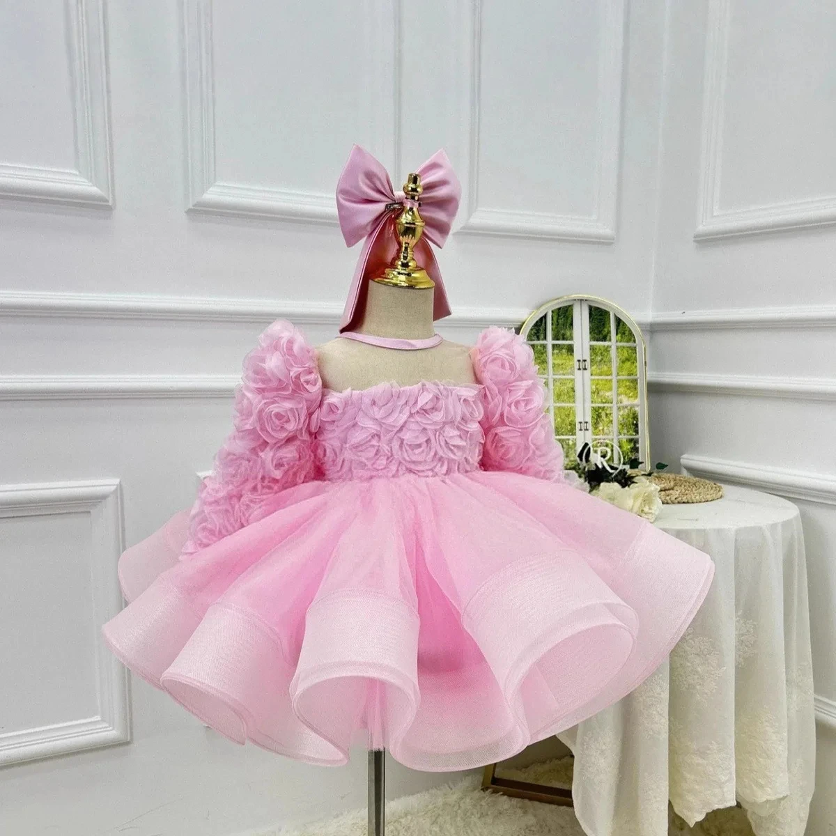 Customized Pink Flower Girl Dress For Wedding Bow Long Sleeve High Waist Knee Length Luxury Kids Birthday First Communion Gown
Customized Pink Flower Girl Dress For Wedding Bow Long Sleeve High Waist Knee Length Luxury Kids Birthday First Communion Gown