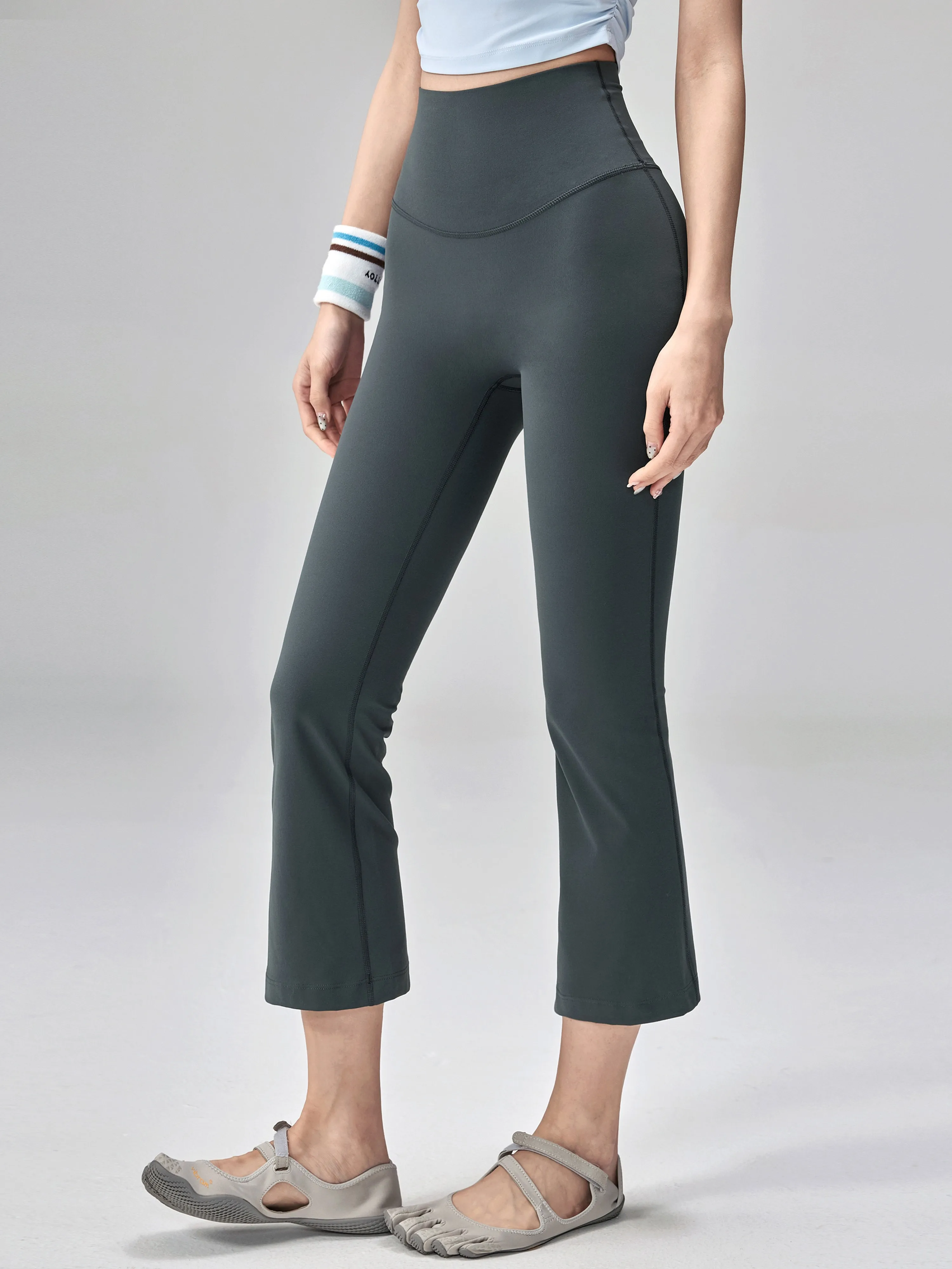 High-Waist Yoga Pants Women's Elastic Slimming Running Sports Eighteen Shorts Fitness Training Long Pants Summer Tummy Contro...
High-Waist Yoga Pants Women's Elastic Slimming Running Sports Eighteen Shorts Fitness Training Long Pants Summer Tummy Contro...
