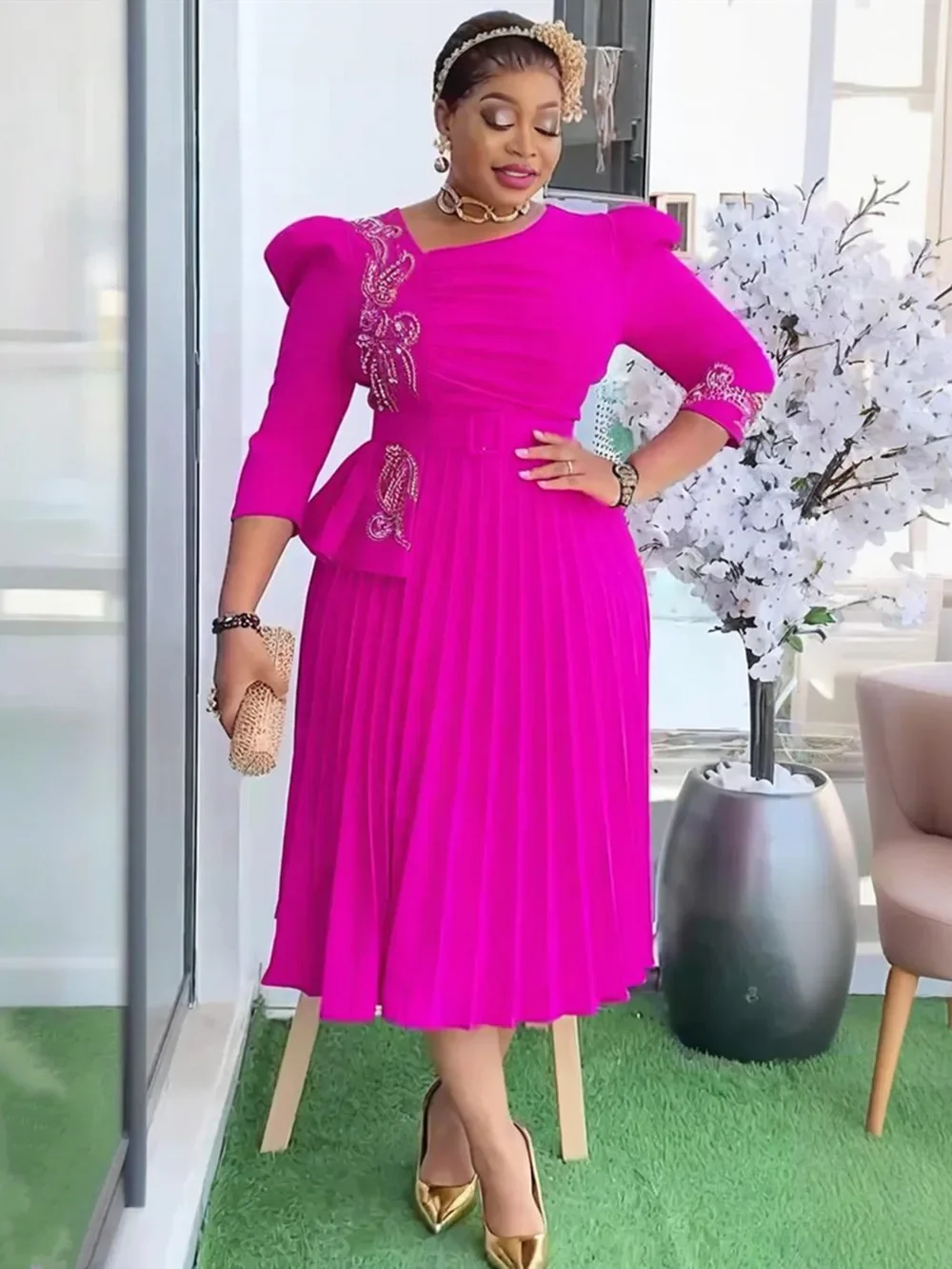 Элегантные африканские платья для женщин, 1985, африканская одежда, платье больших размеров для свадебной вечеринки, Дашики, Анкара, офисный женский наряд, халат
Элегантные африканские платья для женщин, 1985, африканская одежда, платье больших размеров для свадебной вечеринки, Дашики, Анкара, офисный женский наряд, халат