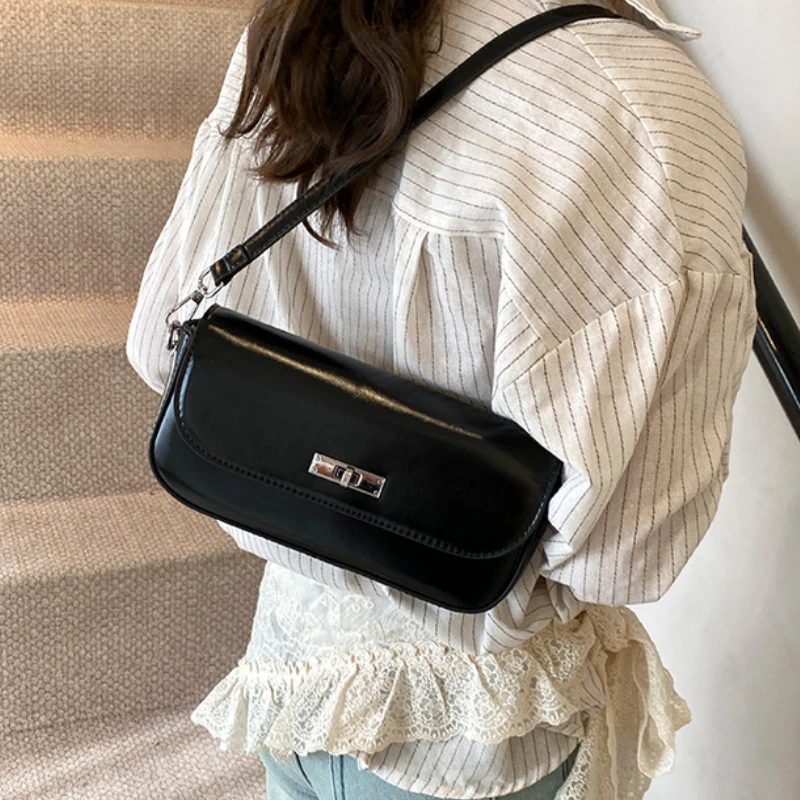 Retro underarm women's bag, simple Korean fashion multifunctional small square shoulder bag, crossbody bag
Retro underarm women's bag, simple Korean fashion multifunctional small square shoulder bag, crossbody bag