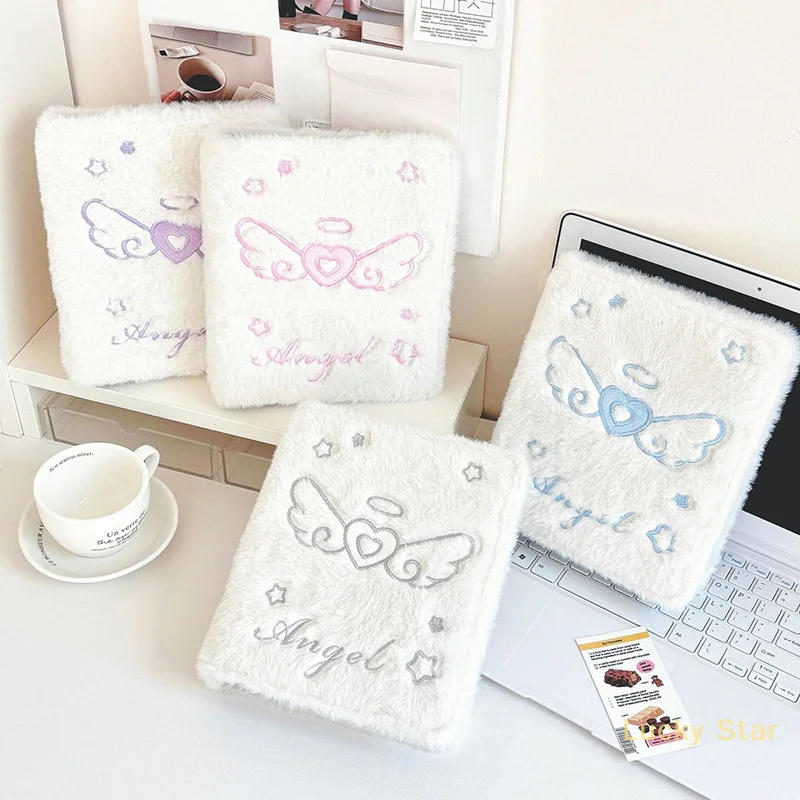 Плюшевая папка для фотокарточек Angel Love Wings A6 Kpop, фотоальбом Kpop, держатель для карт со звездой, книга для хранения карточек
Плюшевая папка для фотокарточек Angel Love Wings A6 Kpop, фотоальбом Kpop, держатель для карт со звездой, книга для хранения карточек