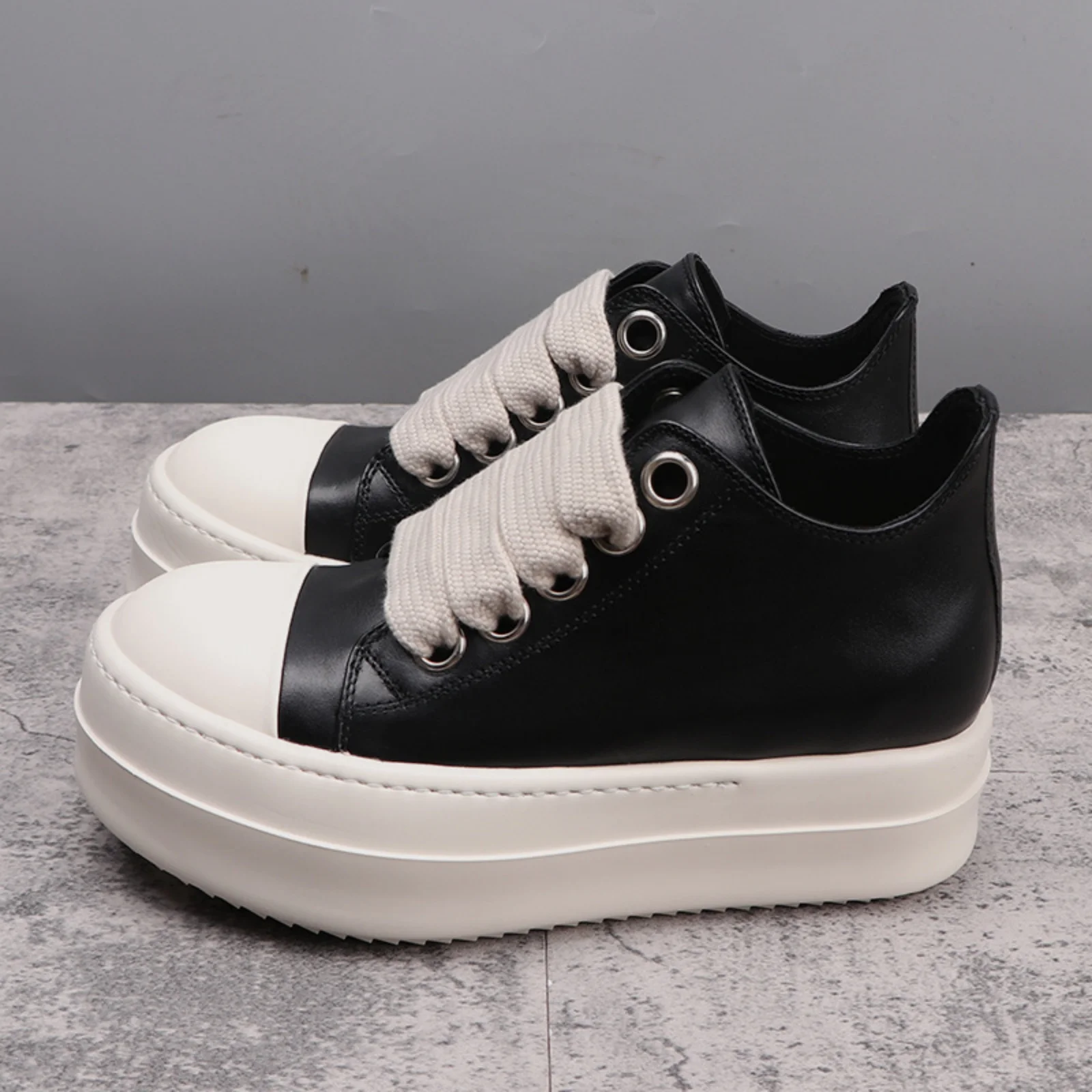 Top Quality Men and Women Casual Sneakers 35-48 Brand Designer Real Leather Tennis shoes Punk Goth Trend Lace-up RO shoes
Top Quality Men and Women Casual Sneakers 35-48 Brand Designer Real Leather Tennis shoes Punk Goth Trend Lace-up RO shoes