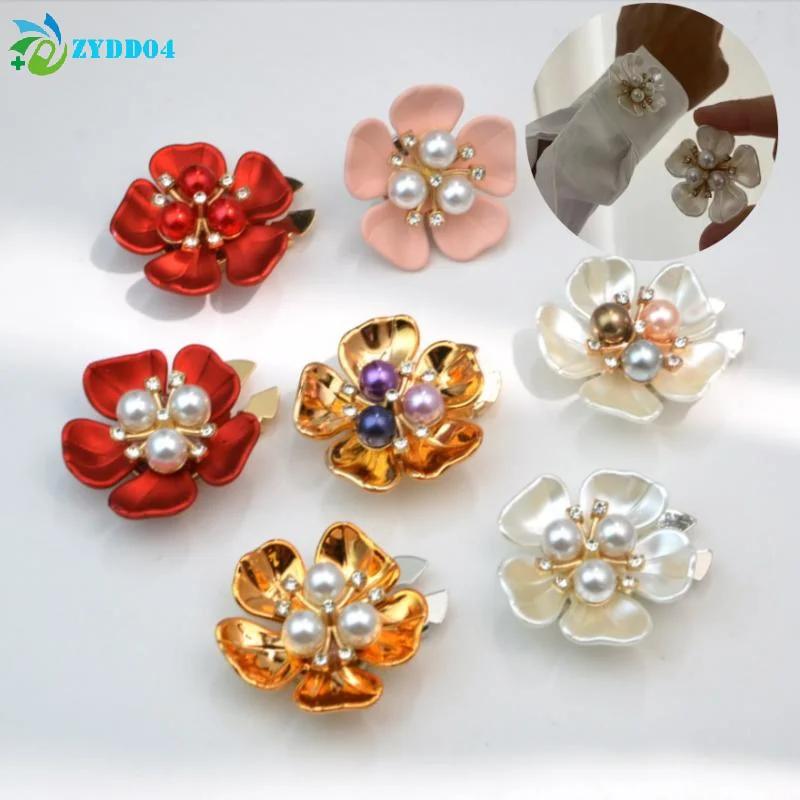●1/2PCS Shirt Decoration Rhinestone Button Cover, Elegant Pearl Flower Buttons, No Need For Sewing, Suit Dress Accessories
●1/2PCS Shirt Decoration Rhinestone Button Cover, Elegant Pearl Flower Buttons, No Need For Sewing, Suit Dress Accessories