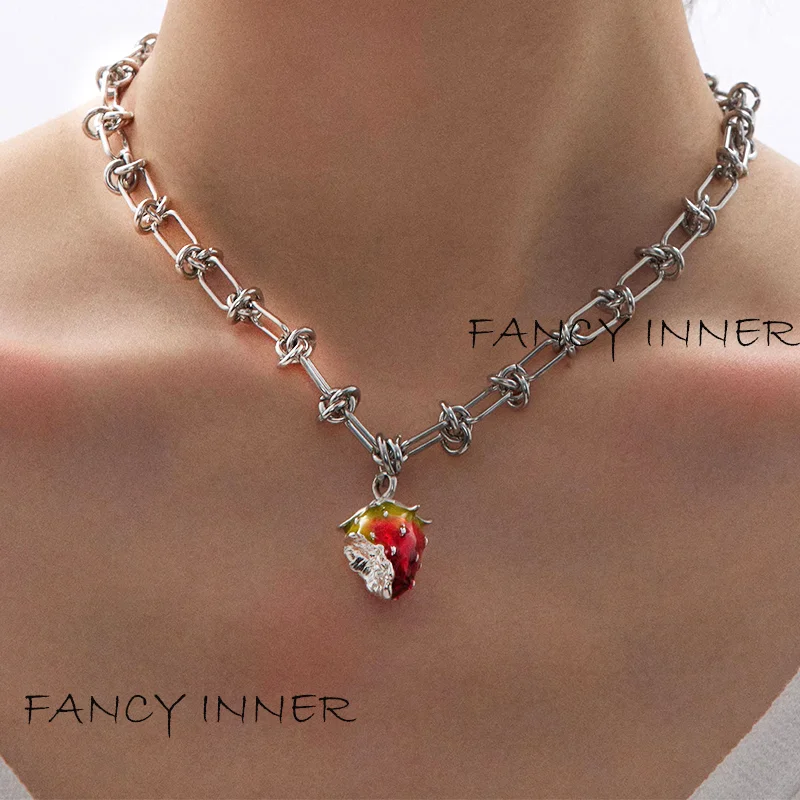 2025 New Necklace Strawberry Pendant Colored Glaze Metal Chain Ins Y2k Neck Accessaries for Women Men Party Gift Jewelry
2025 New Necklace Strawberry Pendant Colored Glaze Metal Chain Ins Y2k Neck Accessaries for Women Men Party Gift Jewelry