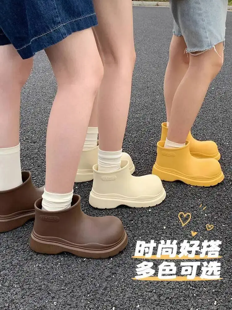 Women's Outdoor Short Rain Boots Spring Autumn Thick Sole Non Slip Lazy Slip On Waterproof Adult Height Increasing Boots 
Women's Outdoor Short Rain Boots Spring Autumn Thick Sole Non Slip Lazy Slip On Waterproof Adult Height Increasing Boots