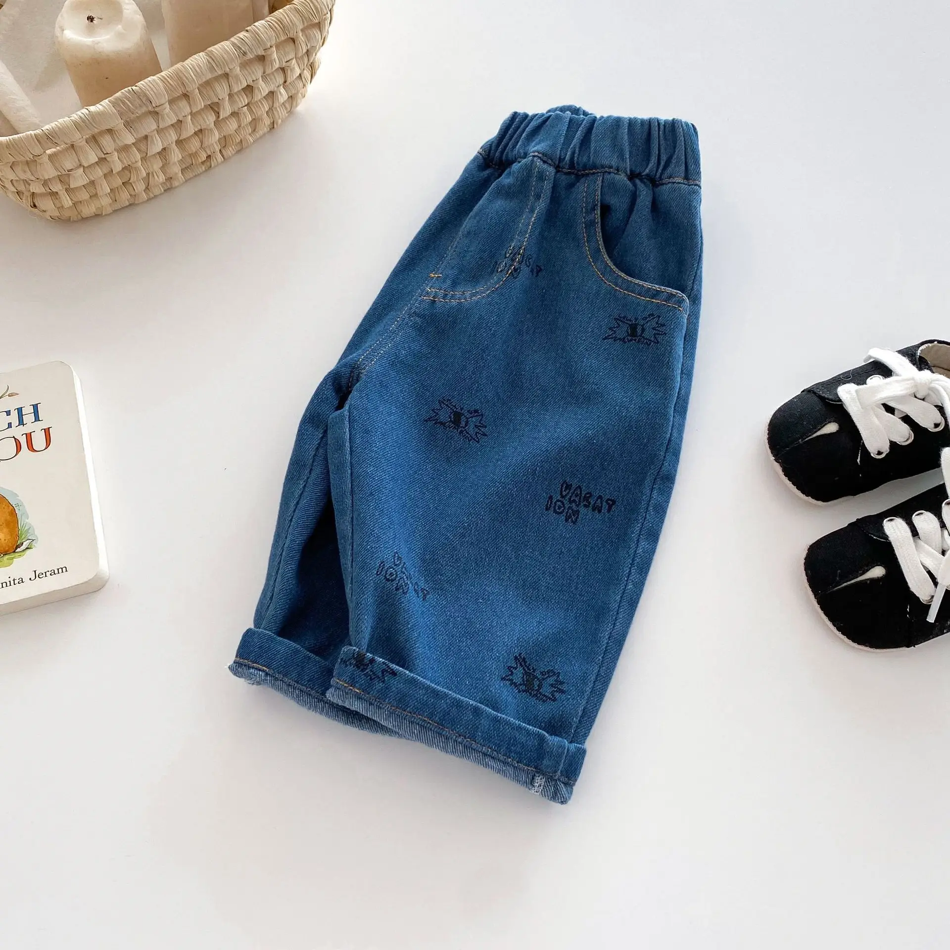 Letter Children jeans 0-5 years old autumn kids clothing boys fashion casual pants
Letter Children jeans 0-5 years old autumn kids clothing boys fashion casual pants