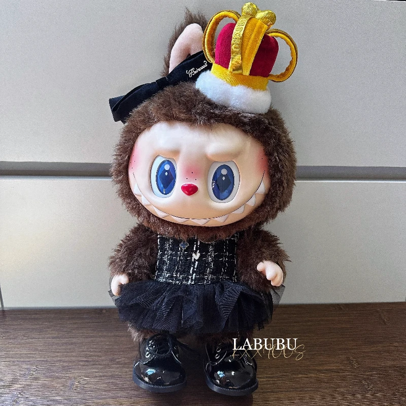 Для labubu 38 см кукольная одежда король летняя смоляная слепая коробка кукольная одежда сменный наряд стоячий подарочный набор для мужчин и женщин 
Для labubu 38 см кукольная одежда король летняя смоляная слепая коробка кукольная одежда сменный наряд стоячий подарочный набор для мужчин и женщин