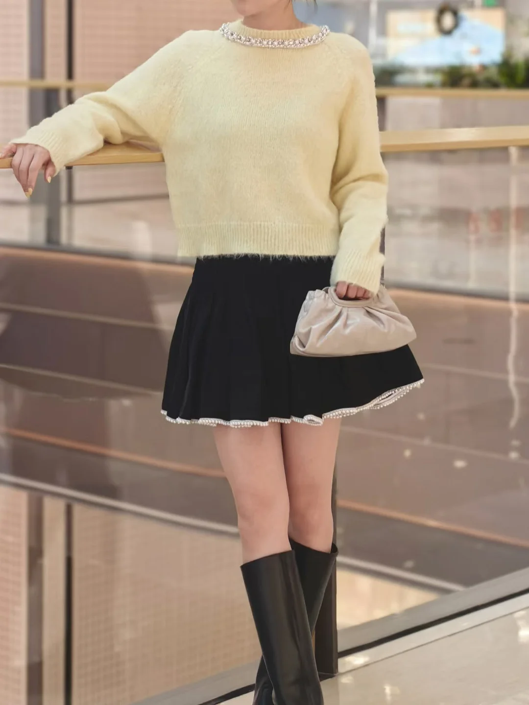 Женский вязаный свитер с воротником-стойкой, длинный, однотонный, из чистой шерсти, мягкий, двойного плетения, весенний, модный
Женский вязаный свитер с воротником-стойкой, длинный, однотонный, из чистой шерсти, мягкий, двойного плетения, весенний, модный