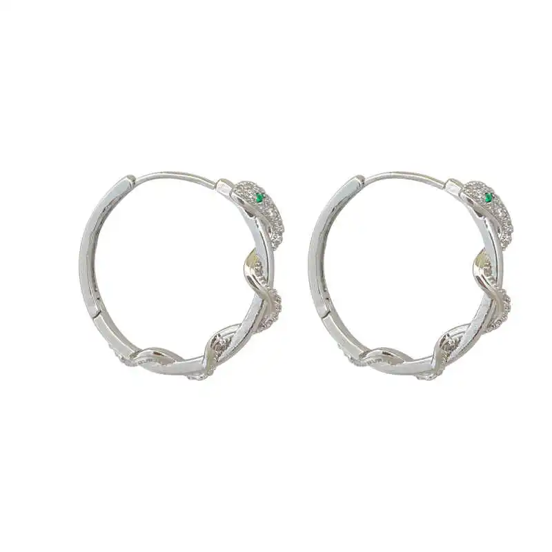 Серьги из стерлингового серебра, женские легкие роскошные серьги нишевого дизайна, персонализированные модные серьги с холодным ветром, прилив
Серьги из стерлингового серебра, женские легкие роскошные серьги нишевого дизайна, персонализированные модные серьги с холодным ветром, прилив