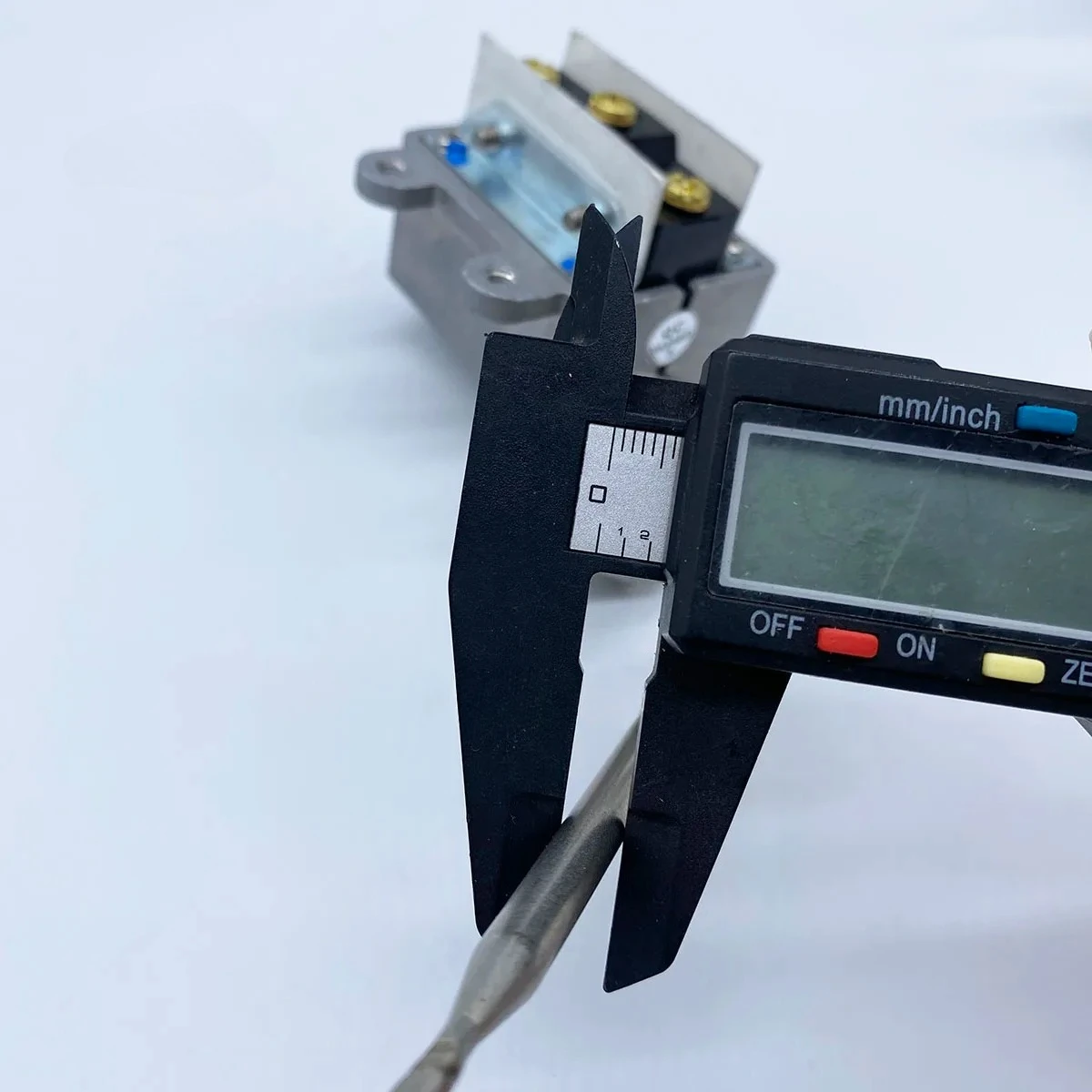 High Limit Switch 232℃ 450℉ 3/8" NPT 1177 Thermostat For Frymaster Fryer Replacement
High Limit Switch 232℃ 450℉ 3/8" NPT 1177 Thermostat For Frymaster Fryer Replacement