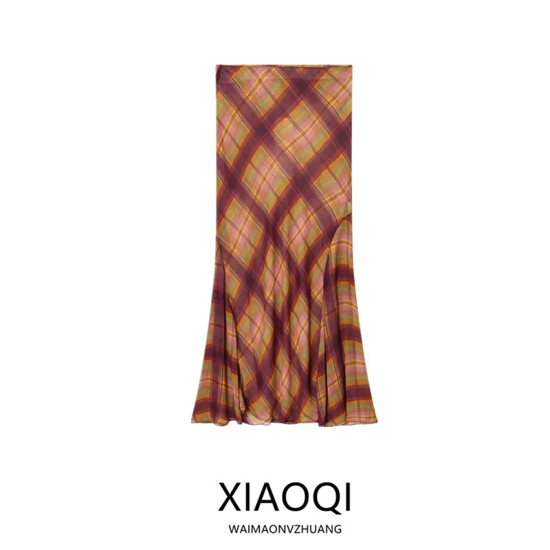 Autumn 2025 New Women's Long Plaid Midi Skirt Mid-Waist Design Sensation City Commute Casual Standard Fit Fish Tail Skirt
Autumn 2025 New Women's Long Plaid Midi Skirt Mid-Waist Design Sensation City Commute Casual Standard Fit Fish Tail Skirt