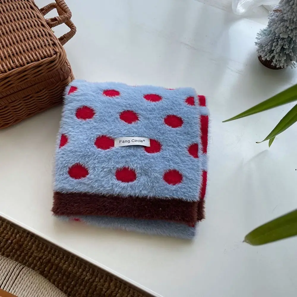 Двусторонний шарф в горошек в стиле ретро, мягкий толстый теплый длинный шарф, термоветрозащитный шарф с цветными блоками, теплый уличный шарф
Двусторонний шарф в горошек в стиле ретро, мягкий толстый теплый длинный шарф, термоветрозащитный шарф с цветными блоками, теплый уличный шарф