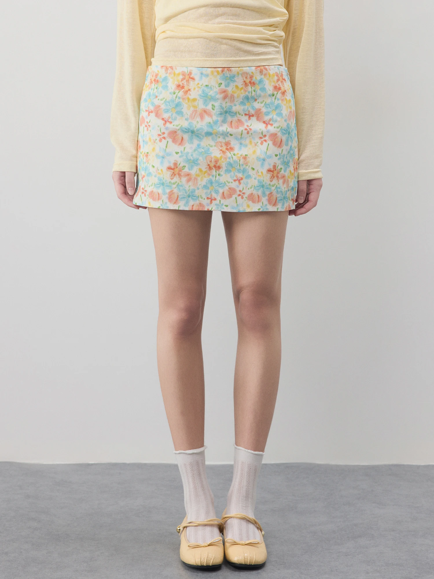 High Waist A-Line Skirt Women's Floral Print Design Sensation Slimming Summer New Style Short Skirt Bodycon Skirt
High Waist A-Line Skirt Women's Floral Print Design Sensation Slimming Summer New Style Short Skirt Bodycon Skirt