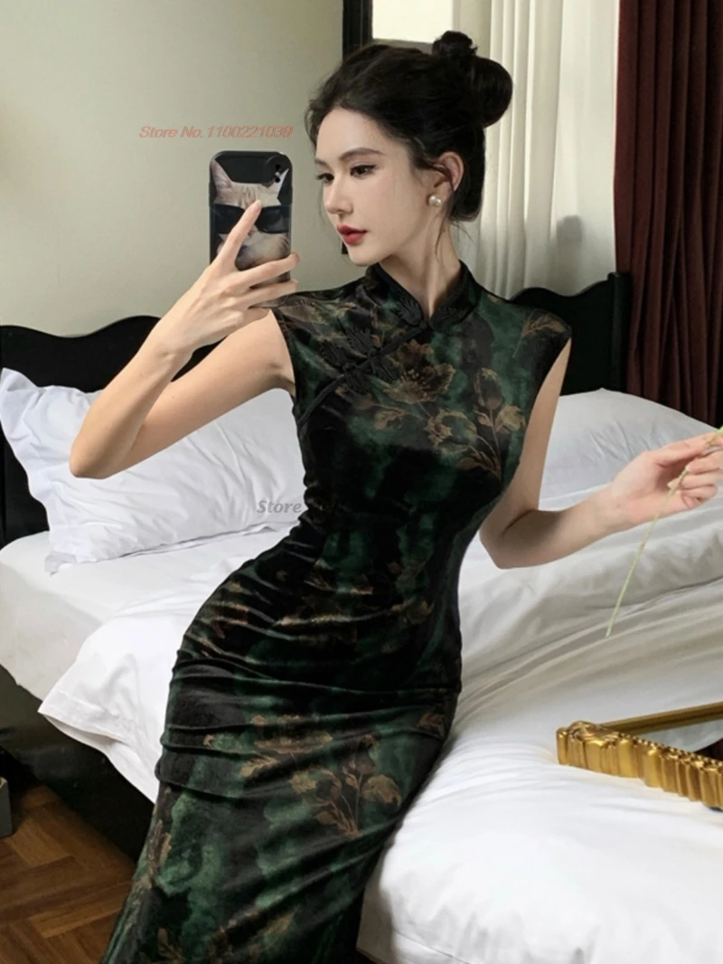 2025, восточное сексуальное платье для ночного клуба, улучшенное Cheongsam, национальный цветочный принт, бархатное Ципао, ретро, банкетное вечернее платье, платье
2025, восточное сексуальное платье для ночного клуба, улучшенное Cheongsam, национальный цветочный принт, бархатное Ципао, ретро, банкетное вечернее платье, платье
