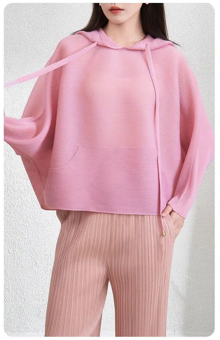 Pleated Fashion Elastic Hoodie Tops Women 2025 Autumn New Casual Loose Batwing Sleeve Pullover Short Sweatshirt 2YGC6
Pleated Fashion Elastic Hoodie Tops Women 2025 Autumn New Casual Loose Batwing Sleeve Pullover Short Sweatshirt 2YGC6