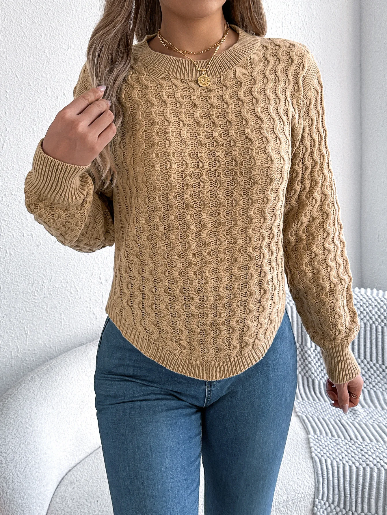 Solid Screw Thread O-Neck Full Long Sleeve Autumn Winter Women Casual Fashion Knitted Sweater
Solid Screw Thread O-Neck Full Long Sleeve Autumn Winter Women Casual Fashion Knitted Sweater