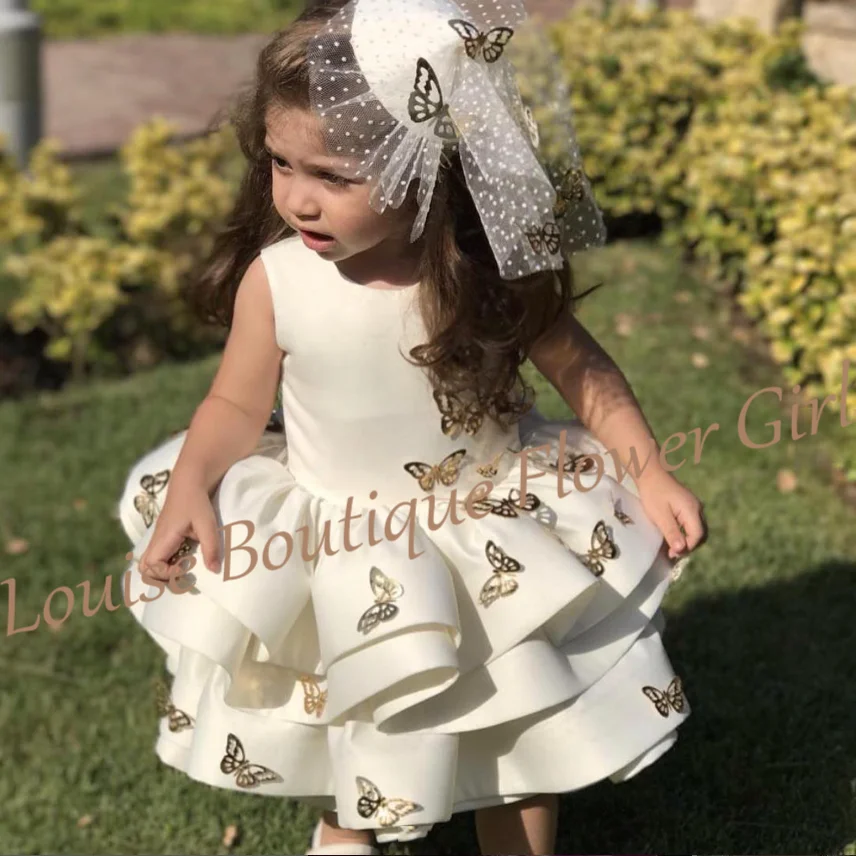 Customized Flower Girl Dress O-Neck Sleeveless Puff Ruffles A-Line Tiered Dress Kids Lovely First Communion Birthday Party Gown
Customized Flower Girl Dress O-Neck Sleeveless Puff Ruffles A-Line Tiered Dress Kids Lovely First Communion Birthday Party Gown