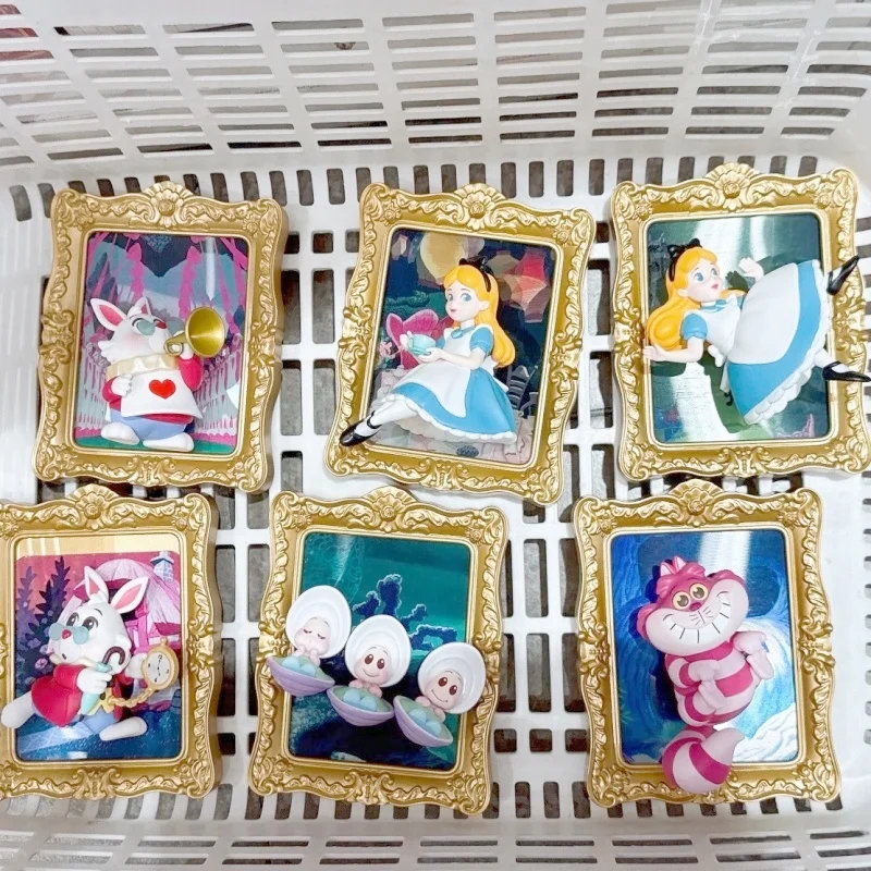 В наличии оригинальный MINISO Disney Alice Art Museum Series слепая коробка принцесса орнамент украшения прекрасные праздничные подарки
В наличии оригинальный MINISO Disney Alice Art Museum Series слепая коробка принцесса орнамент украшения прекрасные праздничные подарки