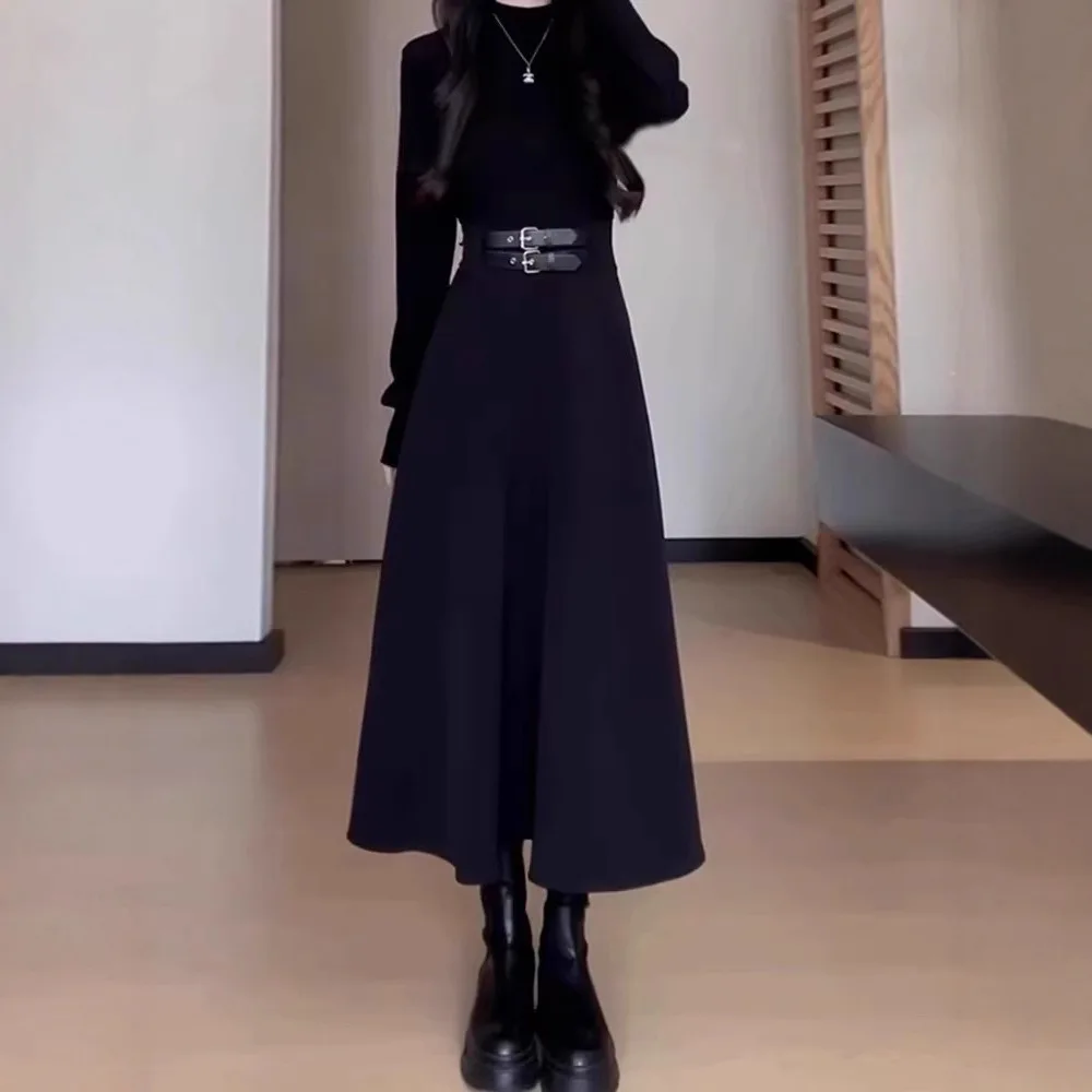 2026 New Petite Hepburn Style Black Inner Women's Autumn Winter High-End Waist-Cinching Long Dress
2026 New Petite Hepburn Style Black Inner Women's Autumn Winter High-End Waist-Cinching Long Dress