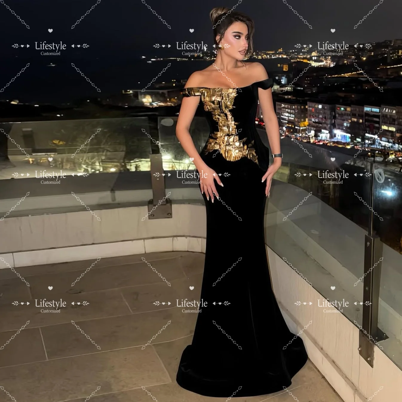 Customized Off-the-Shoulder Black Mermaid Evening Dress with Gold Embellished Luxury Sleeveless Elegant Formal Party Dress
Customized Off-the-Shoulder Black Mermaid Evening Dress with Gold Embellished Luxury Sleeveless Elegant Formal Party Dress