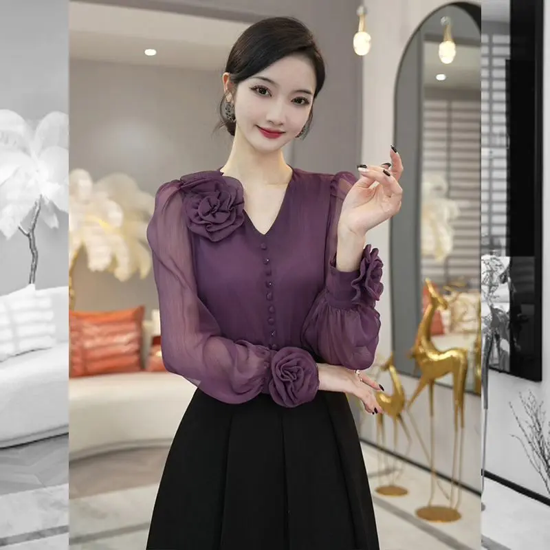 Women's Rich Lady Western Style Noble Top Early Autumn Wear High-end Niche Age-reducing V-neck Long Sleeves Shirt
Women's Rich Lady Western Style Noble Top Early Autumn Wear High-end Niche Age-reducing V-neck Long Sleeves Shirt