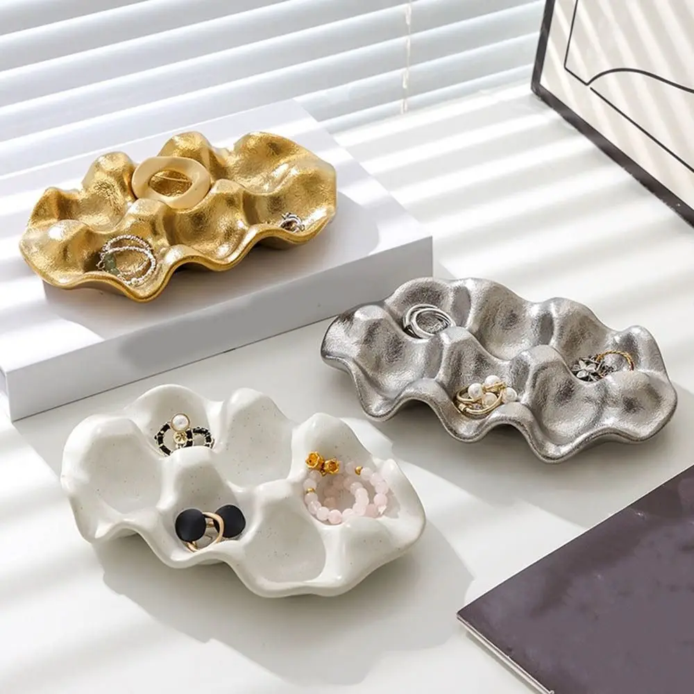 Creative Ceramic 6 Grids Egg Tray Decorative Shockproof Jewelry Display Storage Plate Nordic Style Jewelry Storage Tray for Home
Creative Ceramic 6 Grids Egg Tray Decorative Shockproof Jewelry Display Storage Plate Nordic Style Jewelry Storage Tray for Home