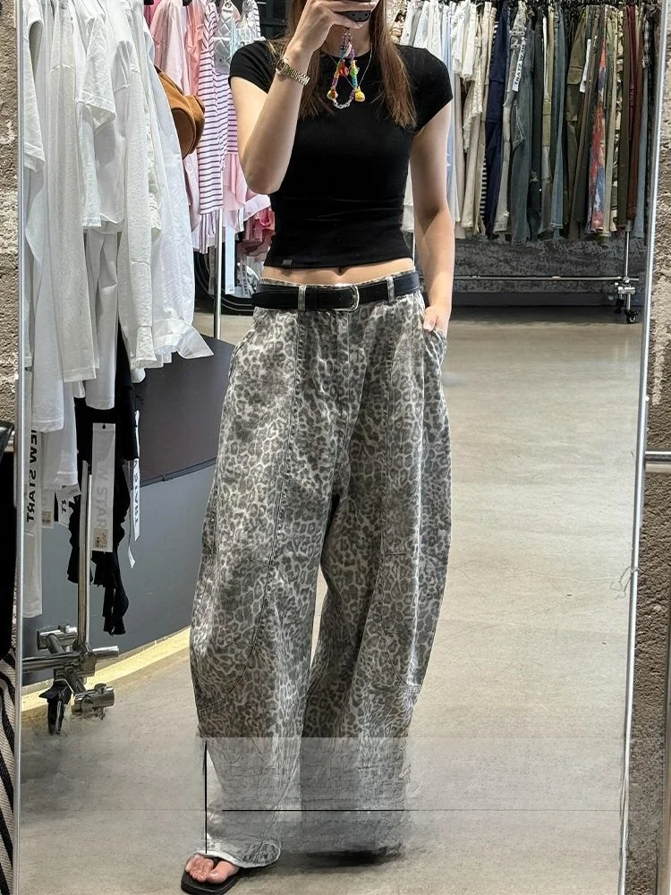Джинсовые брюки длиной до пола с высокой талией и леопардовым принтом для женщин, осень-зима, свободный утягивающий дизайн в стиле ретро
Джинсовые брюки длиной до пола с высокой талией и леопардовым принтом для женщин, осень-зима, свободный утягивающий дизайн в стиле ретро