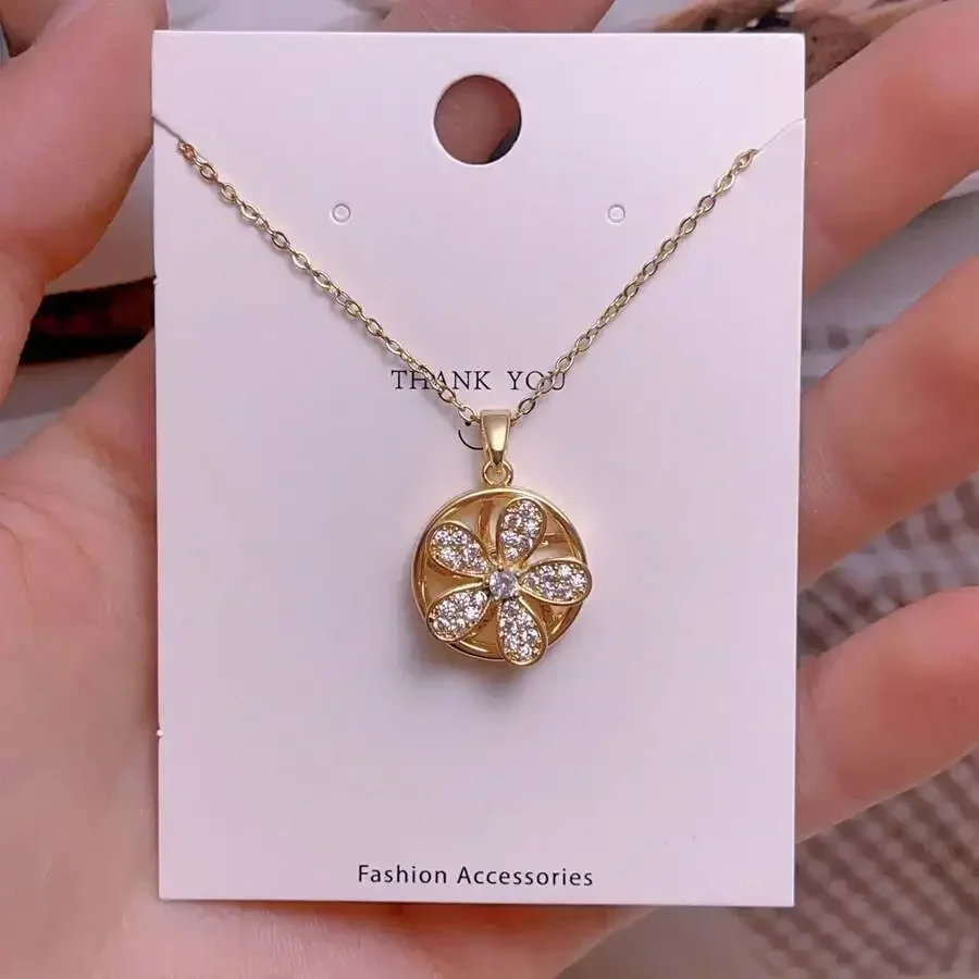 Stainless Steel Clavicle Chain With Flower Pendant Necklace For Women
Stainless Steel Clavicle Chain With Flower Pendant Necklace For Women