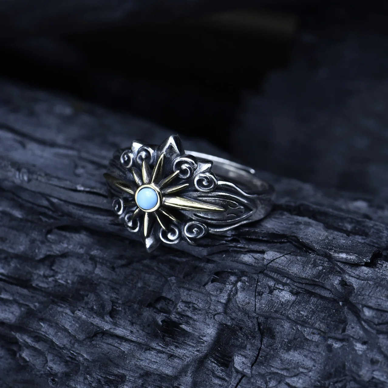S925 sterling silver cross tangcao ring men's Seiko personalized niche design boys ring adjustable opening
S925 sterling silver cross tangcao ring men's Seiko personalized niche design boys ring adjustable opening