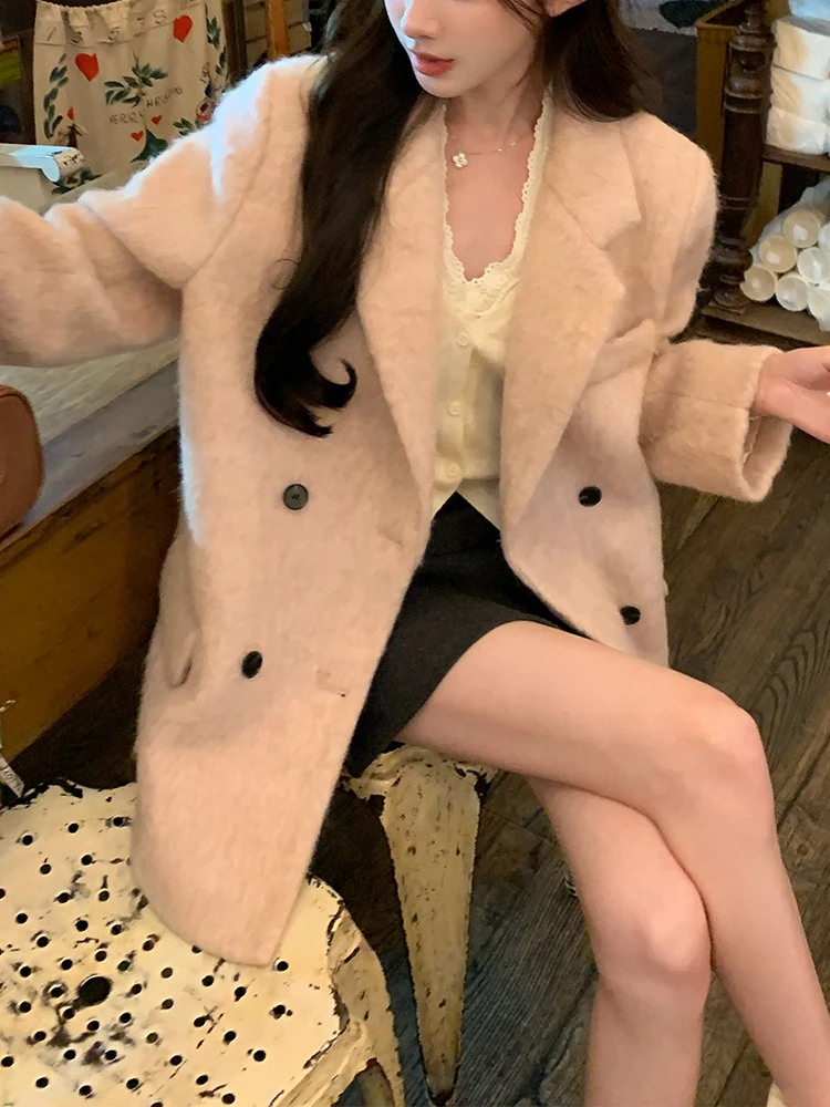 Розовый шерстяной пиджак женский, двубортный, с длинными рукавами, средней длины, в корейском стиле, зимний, модный
Розовый шерстяной пиджак женский, двубортный, с длинными рукавами, средней длины, в корейском стиле, зимний, модный