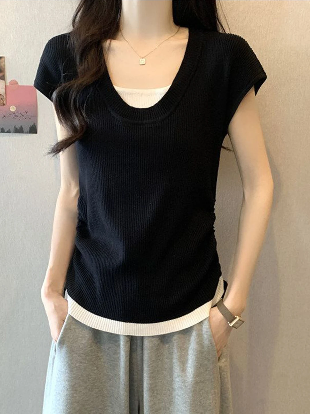 Elegant Slimming Sleeveless T-Shirt Women's Fashionable Summer Top Drawstring Versatile Knitted Casual Style Soft Polyester F...
Elegant Slimming Sleeveless T-Shirt Women's Fashionable Summer Top Drawstring Versatile Knitted Casual Style Soft Polyester F...