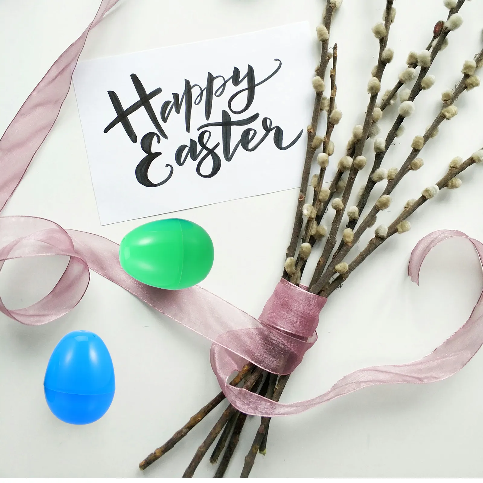 Набор из 12 пластиковых пасхальных яиц, разноцветные, 6 см, глянцевые, с толстой скорлупой, для поделок, игр в поисках яиц, сувениров для вечеринок, подарков
Набор из 12 пластиковых пасхальных яиц, разноцветные, 6 см, глянцевые, с толстой скорлупой, для поделок, игр в поисках яиц, сувениров для вечеринок, подарков