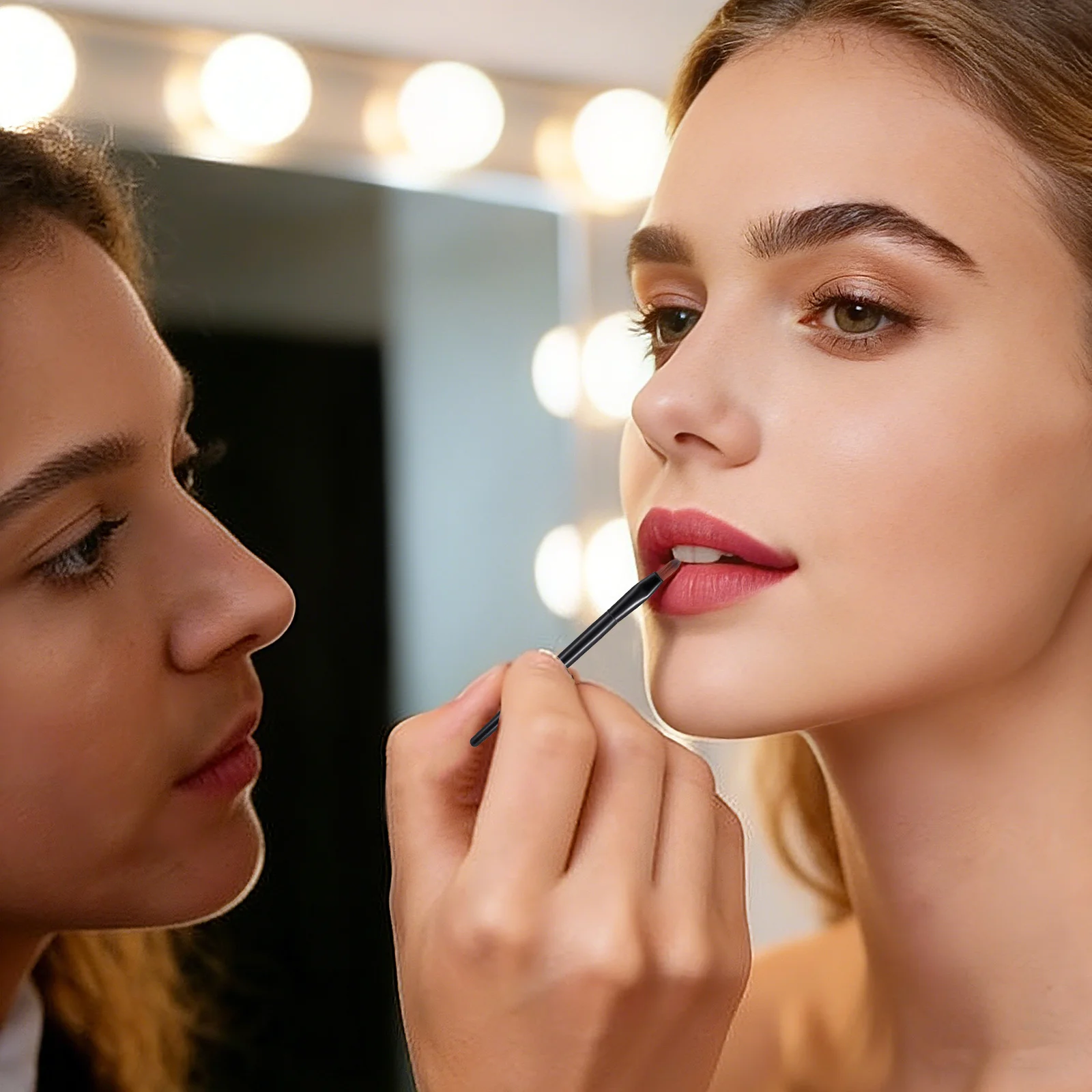 100Pcs Durable Disposable Lipstick Applicator Multi-Function Makeup Brush Portable Tool for Home Travel
100Pcs Durable Disposable Lipstick Applicator Multi-Function Makeup Brush Portable Tool for Home Travel