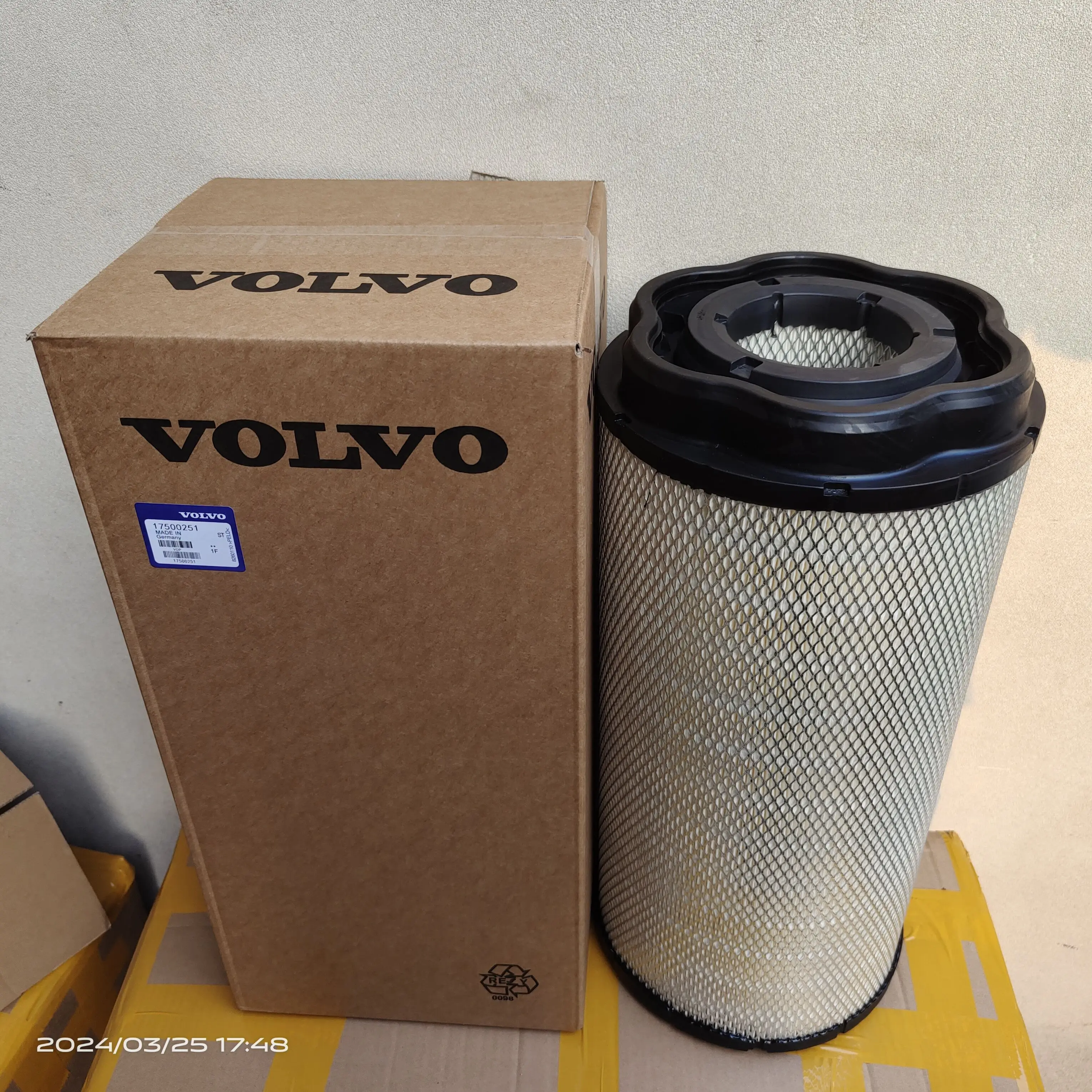 FOR17500251 air filter, suitable for 210D 210EC new excavator plum blossom filter
FOR17500251 air filter, suitable for 210D 210EC new excavator plum blossom filter