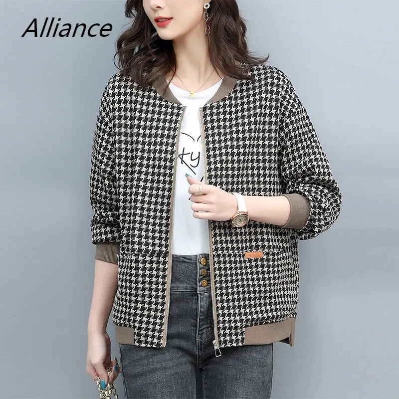 2023 Spring and Autumn Short Women's Jackets Fashion Generous Stand Collar Zipper Loose Coat Casual Thin Style Baseball Jacket
2023 Spring and Autumn Short Women's Jackets Fashion Generous Stand Collar Zipper Loose Coat Casual Thin Style Baseball Jacket