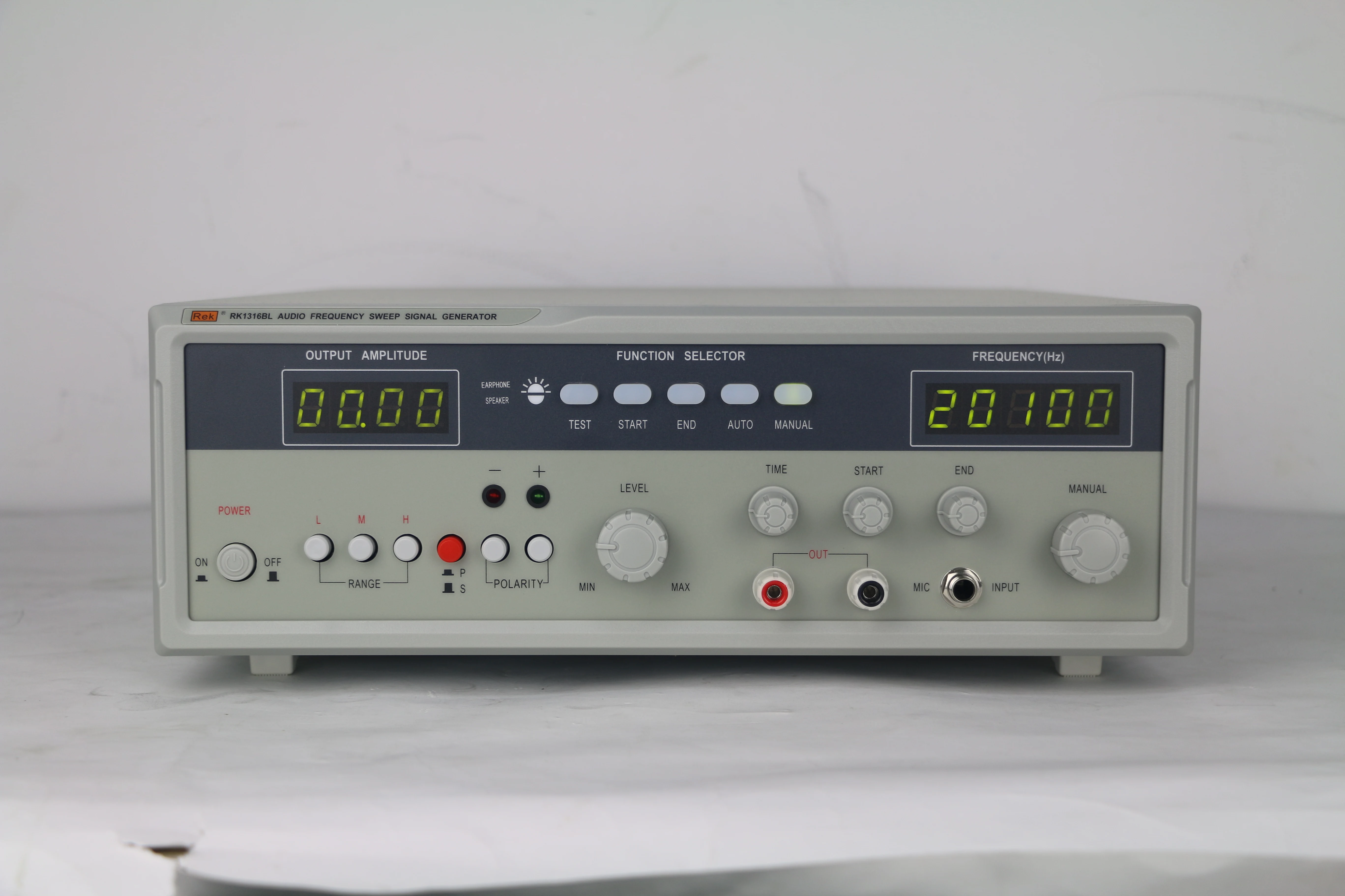 REK RK1316G Генератор аудиосигнала 0,1–28,5 В, 100 Вт, для динамиков и наушников с измерительной полярностью
REK RK1316G Генератор аудиосигнала 0,1–28,5 В, 100 Вт, для динамиков и наушников с измерительной полярностью
